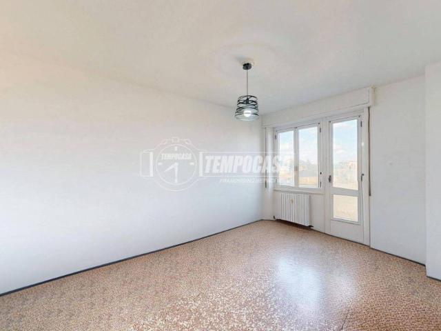 Trilocale in vendita a Cinisello Balsamo viale Rinascita 64, Balsamo