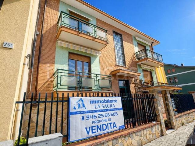 Trilocale in vendita a Collegno via Avigliana, 24, Leumann
