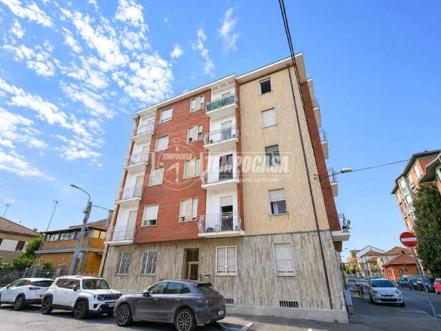 Trilocale in vendita a Collegno via Gioacchino Rossini, Santa Maria