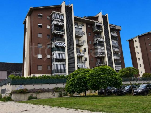 Trilocale in vendita a Collegno via Niccolò Tommaseo, 44, Borgata Paradiso Nord