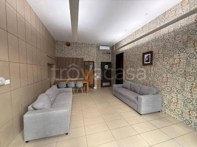 Trilocale in vendita a Como via Carloni, 2, Borghi