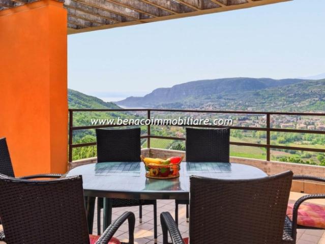 Trilocale in vendita a Costermano sul Garda