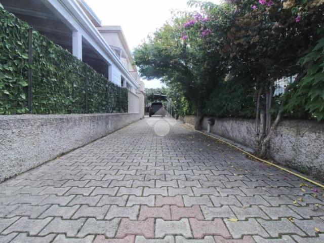 Trilocale in vendita a Cropani viale Carrao, 5