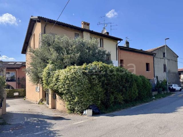Trilocale in vendita a Desenzano del Garda via Porte Rosse, 24