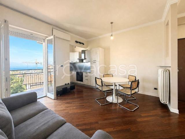 Trilocale in vendita a Desenzano del Garda, Desenzano del Garda