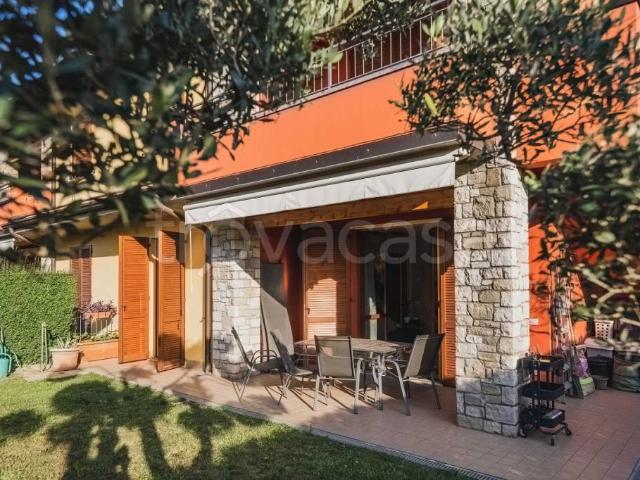 Trilocale in vendita a Desenzano del Garda via Venezia, 74, Rivoltella