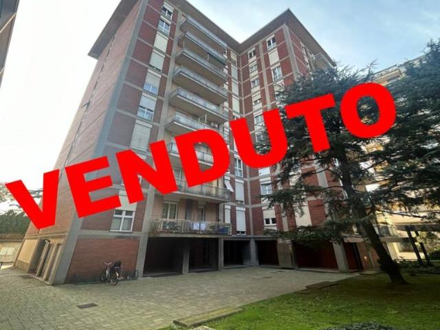 Trilocale in vendita a Desio via Fratelli Cervi, 35