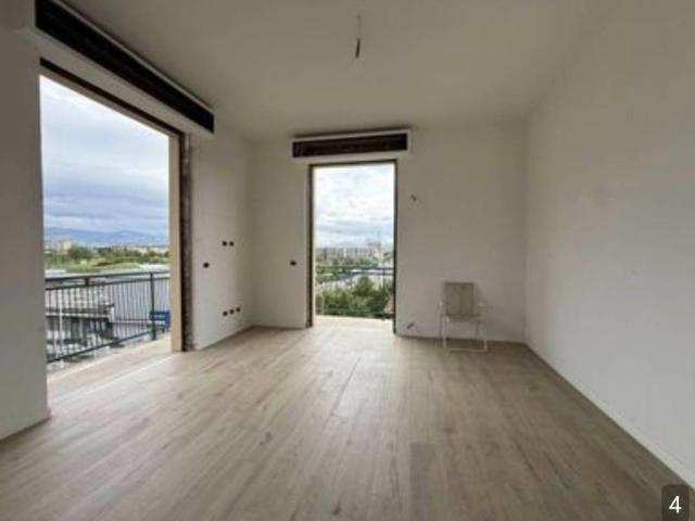 Trilocale in vendita a Firenze, Novoli
