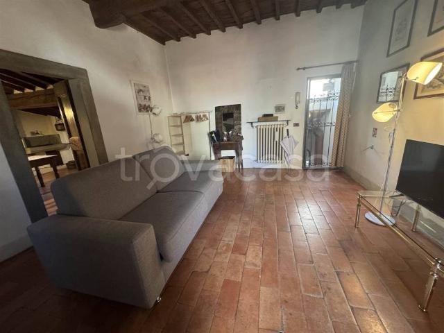 Trilocale in vendita a Firenze via dei Barbadori, 37, Ponte Vecchio Pitti