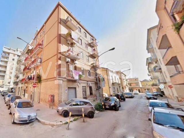 Trilocale in vendita a Foggia via Bengasi, 9, Quartieri Settecenteschi