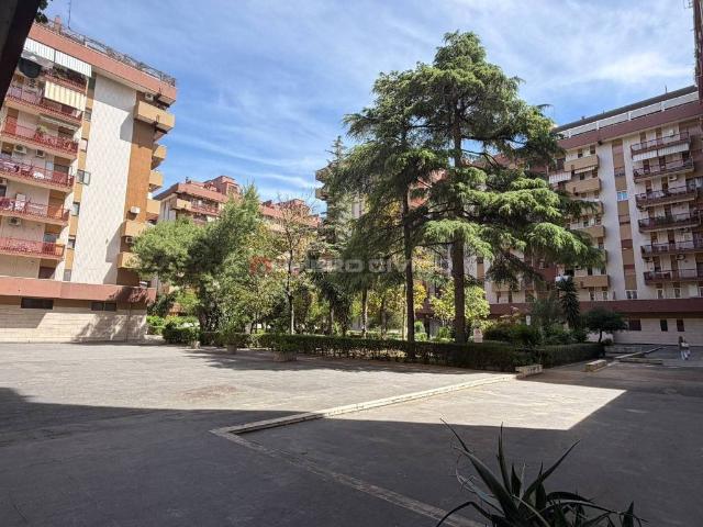 Trilocale in vendita a Foggia via Napoli, San Ciro Stadio