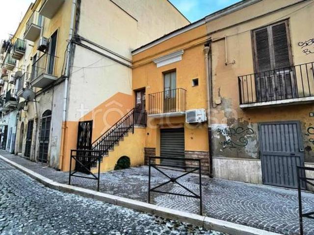 Trilocale in vendita a Foggia via Pescheria, 8, Centro Storico