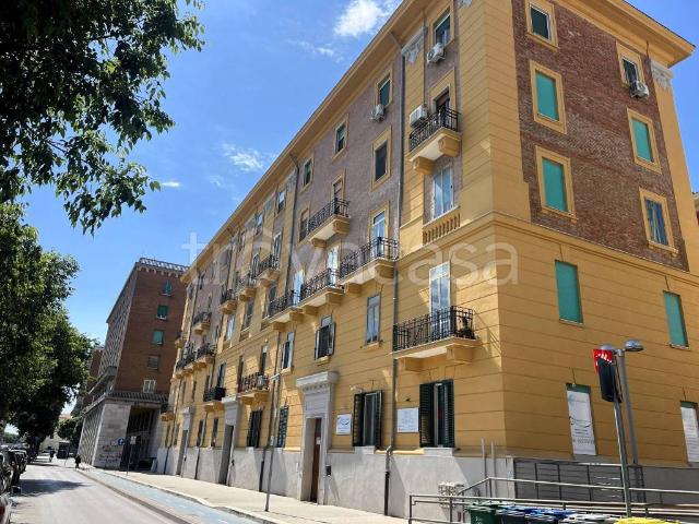 Trilocale in vendita a Foggia piazza Vittorio Veneto, 1, Stazione