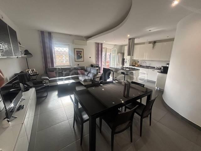 Trilocale in vendita a Fonte Nuova via Guido Gozzano, Tor Lupara