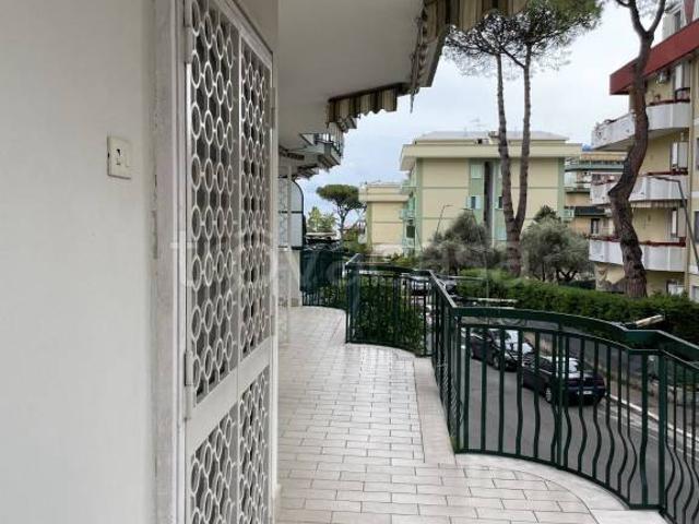 Trilocale in vendita a Formia via Dino Penazzato