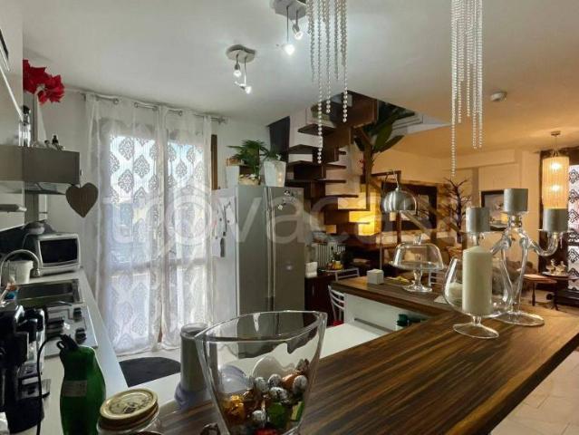 Trilocale in vendita a Forlì via Giovanni Ansaldo, Villa Selva San Leonardo