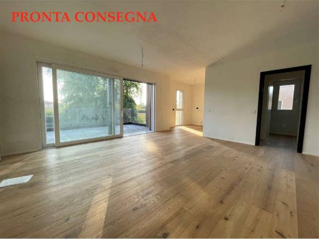 Trilocale in vendita a Guanzate via Manzoni