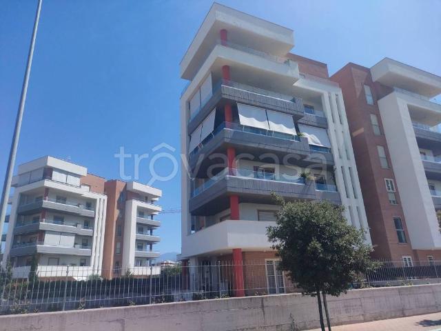Trilocale in vendita a Guidonia Montecelio via delle Calle