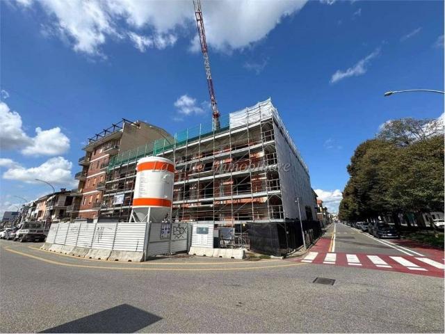 Trilocale in vendita a Galliate viale Beato Quagliotti, 2