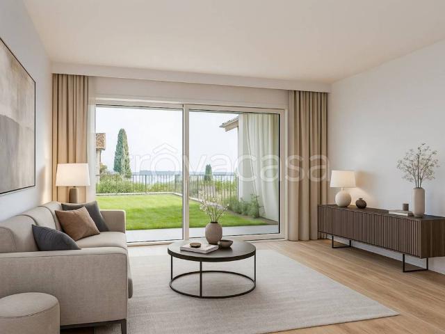 Trilocale in vendita a Gardone Riviera via Enzo Tolu, 1