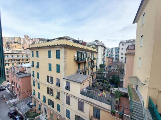 Trilocale in vendita a Genova