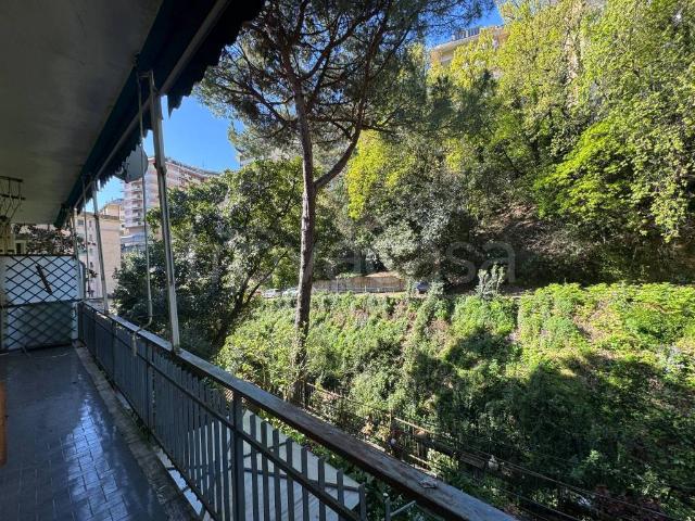 Trilocale in vendita a Genova via Camillo Vianson, 20, Pegli