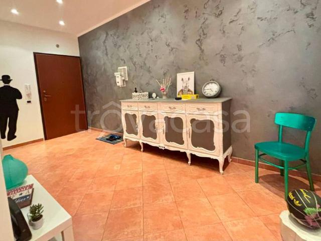 Trilocale in vendita a Genova via Gaetano Donizetti, Sestri Ponente