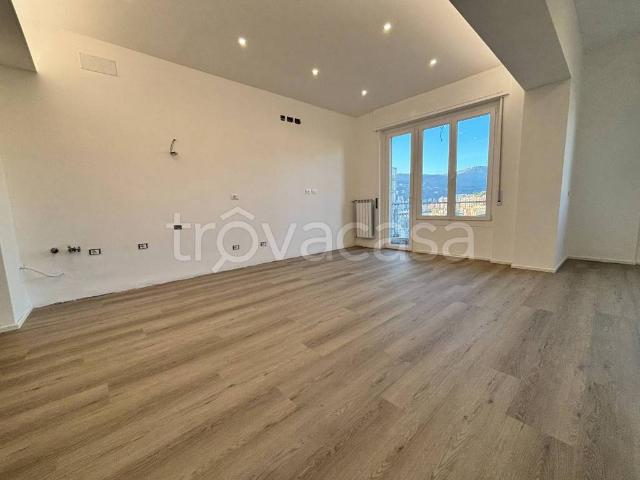 Trilocale in vendita a Genova via Giacomo Biga, 44, San Fruttuoso