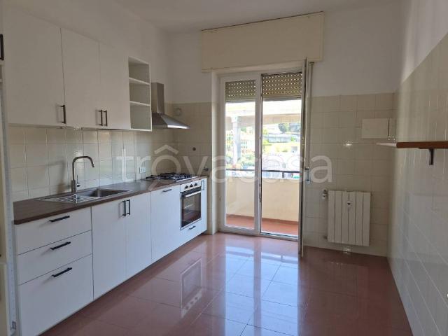 Trilocale in vendita a Genova via Giovanni Opisso, 254, Pegli