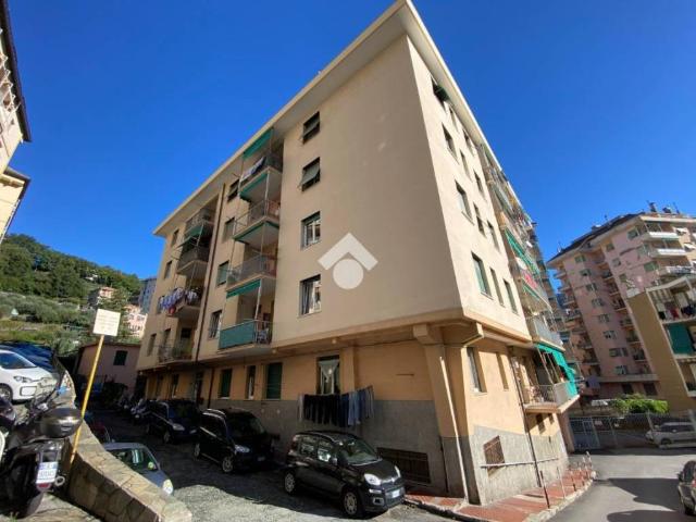 Trilocale in vendita a Genova via Elia Bernardini, 8, Molassana