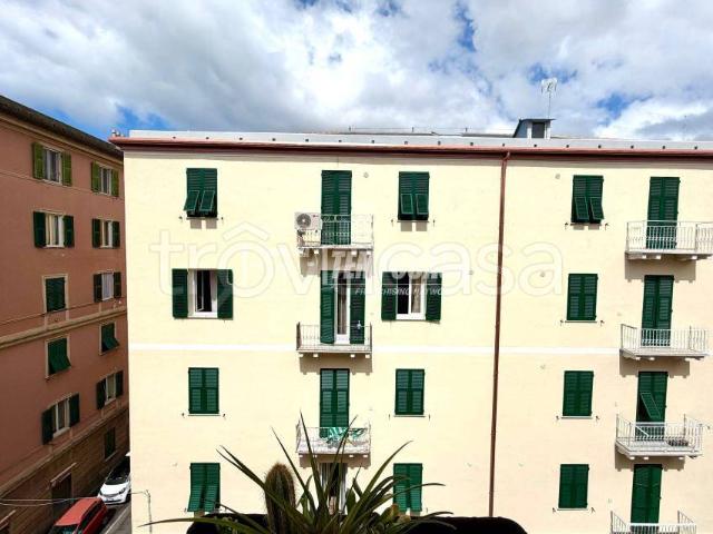 Trilocale in vendita a Genova via Ramiro Ginocchio 17, Sestri Ponente