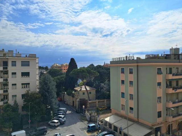 Trilocale in vendita a Genova, Albaro