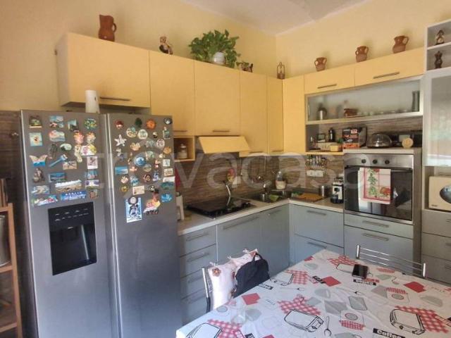 Trilocale in vendita a Genova, Rivarolo