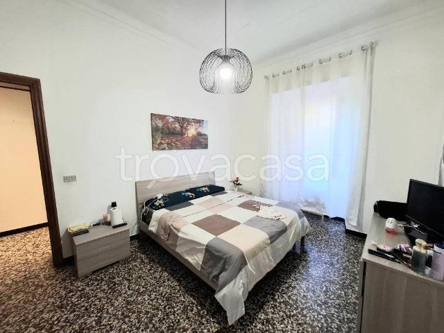 Trilocale in vendita a Genova, Sampierdarena