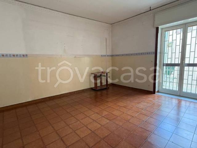 Trilocale in vendita a Giugliano in Campania via Milanesi, 16