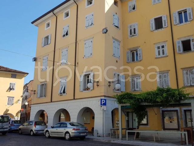 Trilocale in vendita a Gorizia piazza cavour, 1