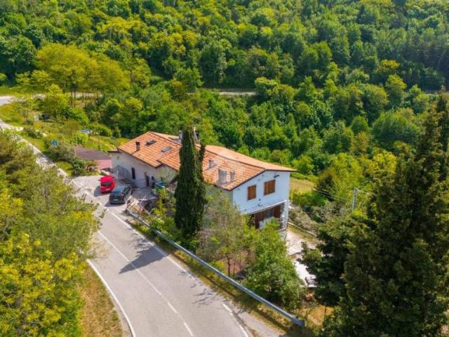 Trilocale in vendita a Grezzana via Dosso Martin, 2