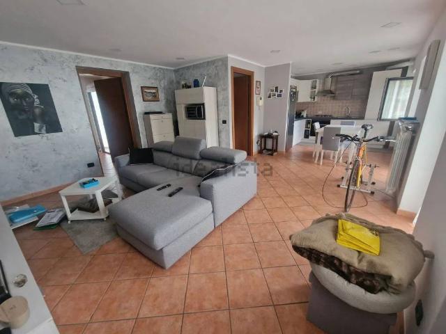 Trilocale in vendita a Grignasco via c. Vinzio, 10