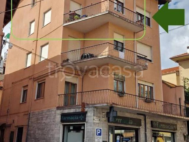 Trilocale in vendita a Grignasco piazza Cacciami, 2