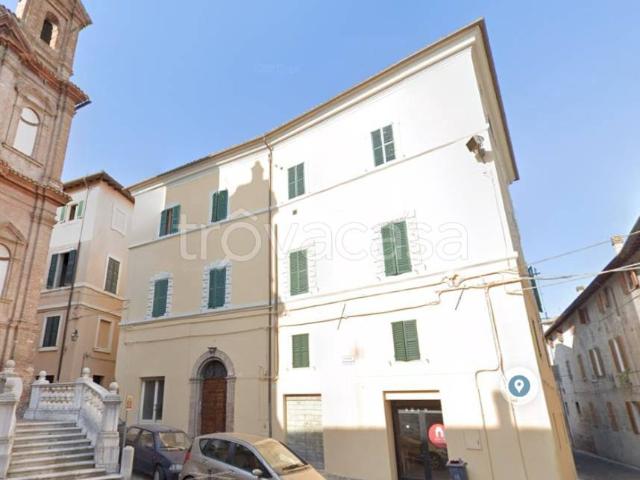Trilocale in vendita a Jesi piazza Franciolini, 2, Centro Storico