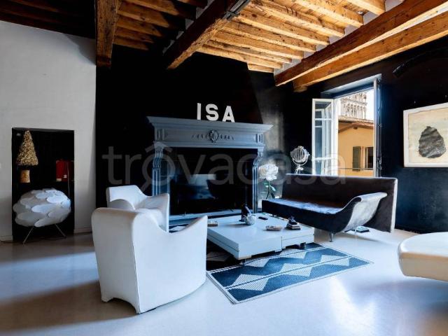 Trilocale in vendita a Lucca piazza San Salvatore, 1, Piazza Napoleone San Michele