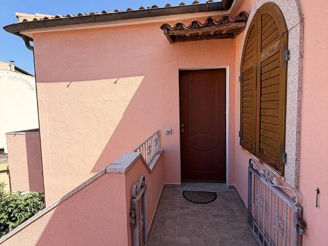 Trilocale in vendita a La Maddalena, Cala Chiesa