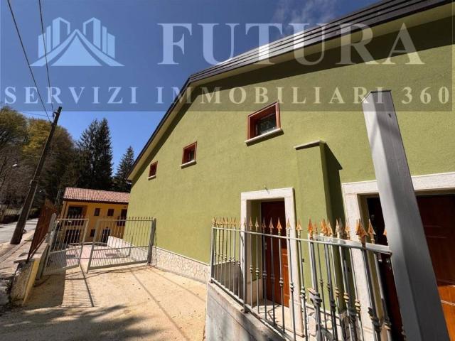 Trilocale in vendita a Laceno, Bagnoli Irpino