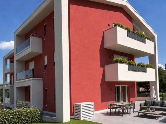 Trilocale in vendita a Langhirano via Don Orsi