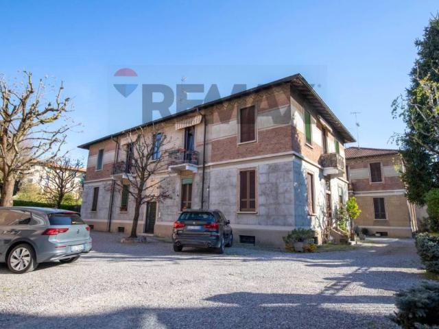 Trilocale in vendita a Legnano via cesare correnti, 7, Legnarello