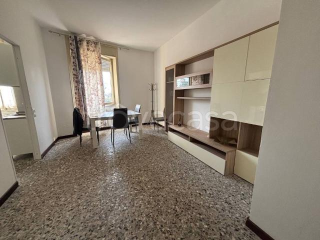 Trilocale in vendita a Legnano viale Luigi Cadorna, 69, Vecchio Ospedale Sant'Erasmo