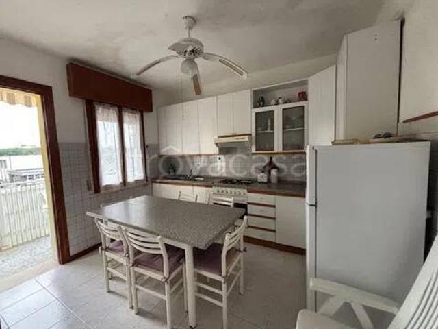 Trilocale in vendita a Lignano Sabbiadoro viale Dei Platani