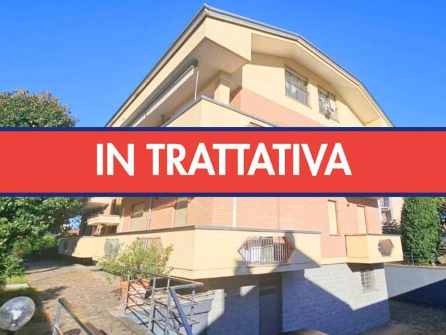 Trilocale in vendita a Limbiate viale Lombardia, 29