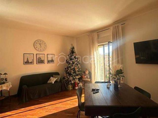 Trilocale in vendita a Palermo via Oreto 456, Brancaccio