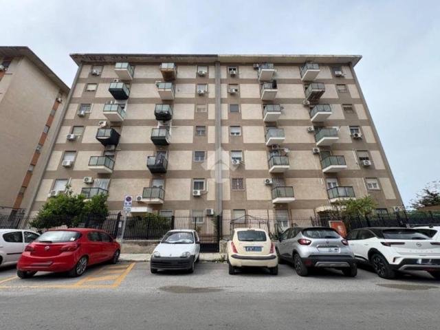 Trilocale in vendita a Palermo via bronte, 9, Boccadifalco Baida